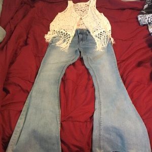 American eagle artist flare jeans!